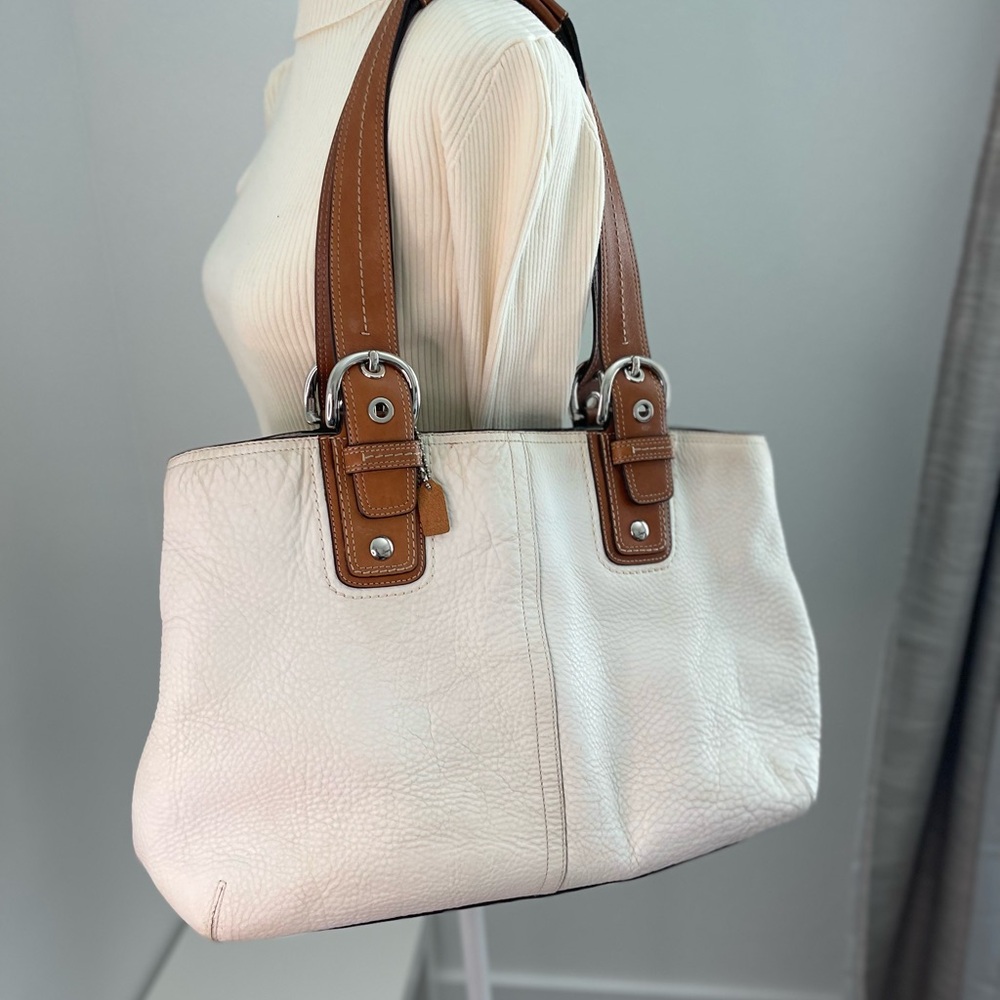 Coach shoulder bag.